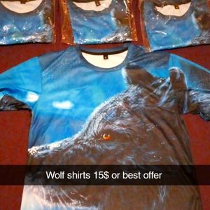 Size large (Fits more like a medium)